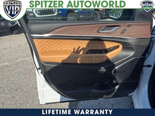 2025 Jeep Grand Cherokee L Summit