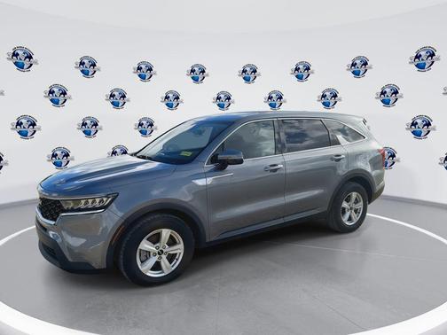 2022 Kia Sorento LX