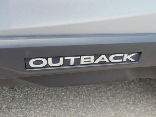 Ice Silver Metallic 2024 Subaru Outback