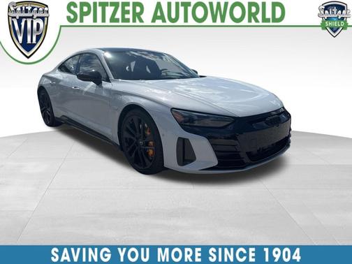 2022 Audi RS e-tron GT Base