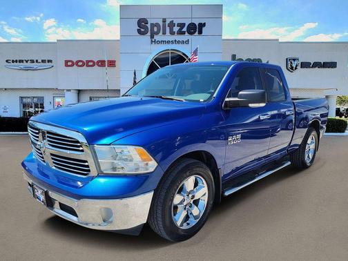 Blue Streak Pearlcoat 2017 RAM 1500 Big Horn