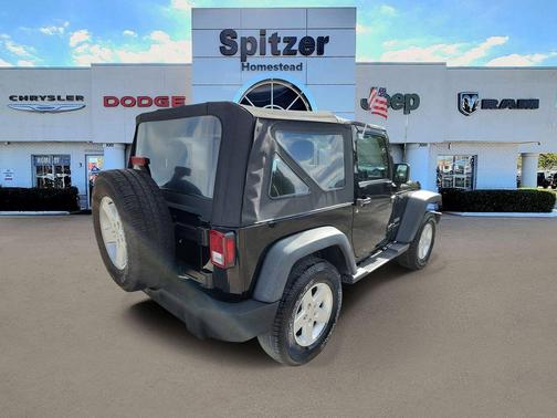 2017 Jeep Wrangler Sport