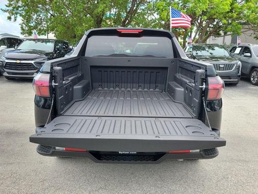 Phantom Black 2025 Hyundai SANTA CRUZ SE