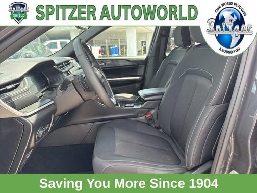 2024 Jeep Grand Cherokee L Laredo