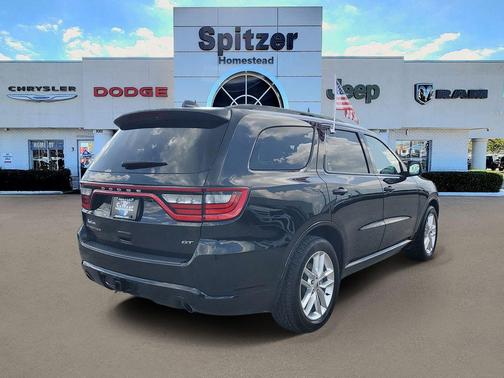 DB Black Crystal Clearcoat 2024 Dodge Durango GT