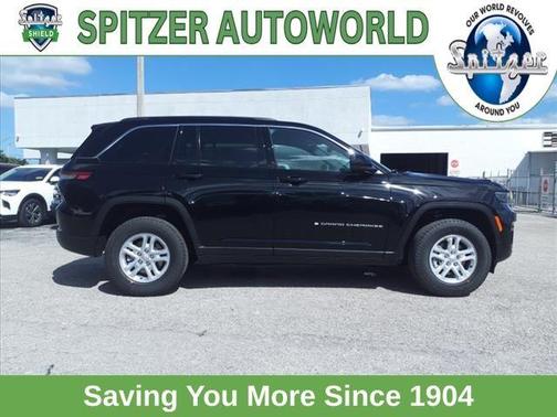 2025 Jeep Grand Cherokee Laredo