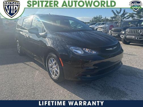 2026 Chrysler Voyager LX