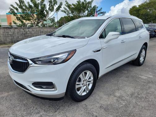 2021 Buick Enclave Essence