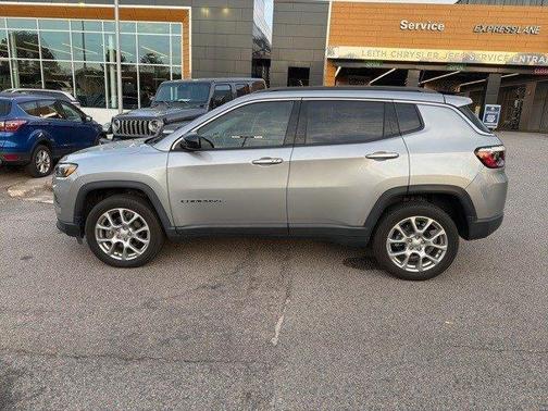 2022 Jeep Compass Latitude Lux