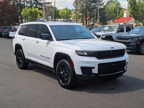 2025 Jeep Grand Cherokee L Laredo