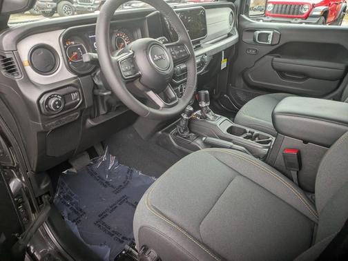 2026 Jeep Gladiator Sport