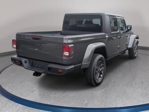 Granite Crystal 2026 Jeep Gladiator Sport