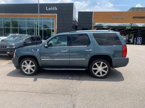 2008 Cadillac Escalade Base