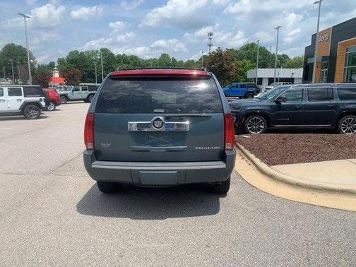 2008 Cadillac Escalade Base
