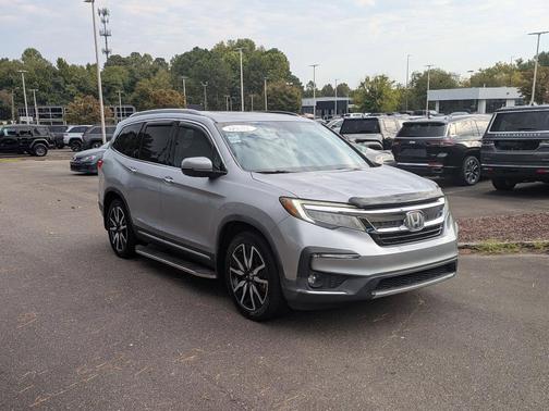 2019 Honda Pilot Touring 8-Passenger