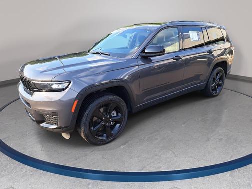 Metallic 2023 Jeep Grand Cherokee L Laredo