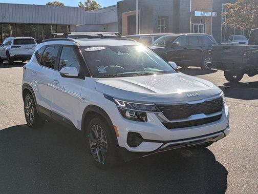 2022 Kia Seltos EX