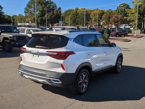 2022 Kia Seltos EX