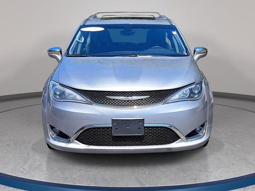 Billet Silver Metallic Clearcoat 2018 Chrysler Pacifica Limited