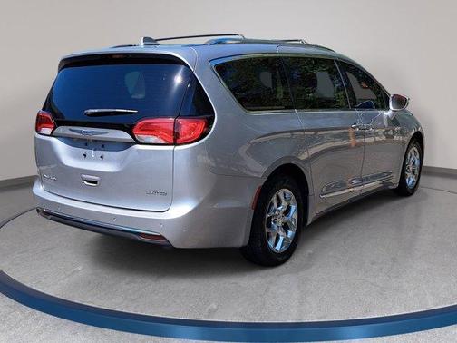 Billet Silver Metallic Clearcoat 2018 Chrysler Pacifica Limited