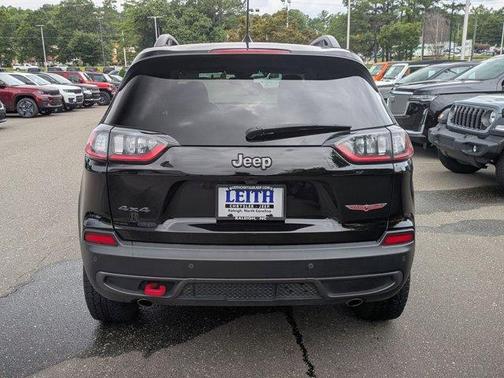2021 Jeep Cherokee Trailhawk