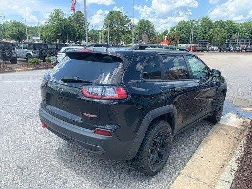2021 Jeep Cherokee Trailhawk
