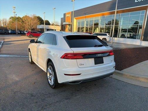 2023 Audi Q8 55 Prestige