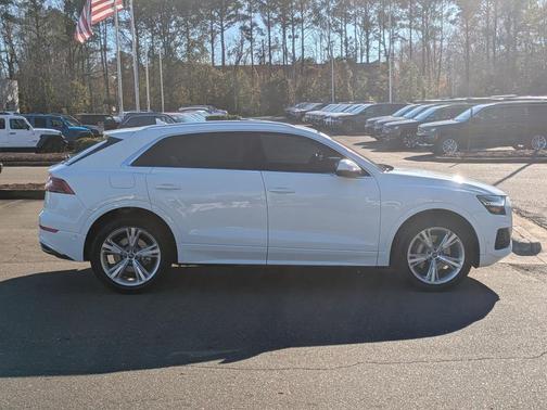 2023 Audi Q8 55 Prestige