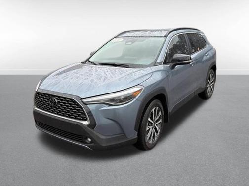 2025 Toyota Corolla Cross XLE