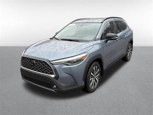 2025 Toyota Corolla Cross XLE