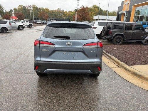 2025 Toyota Corolla Cross XLE