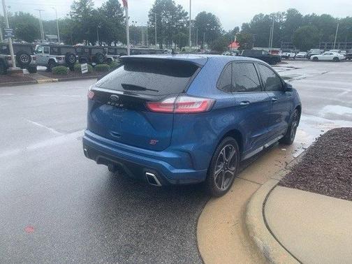 2021 Ford Edge ST