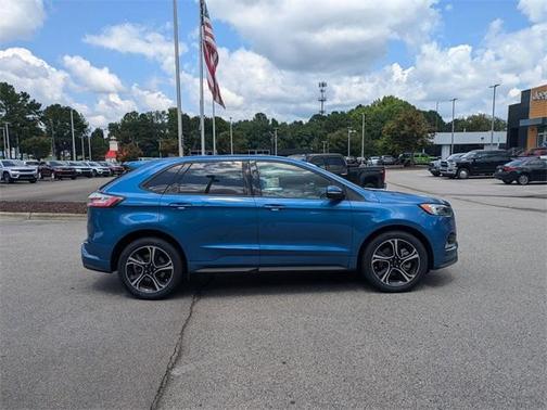 2021 Ford Edge ST