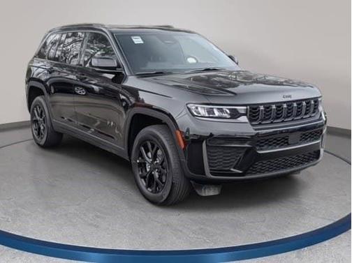 2026 Jeep Grand Cherokee Laredo