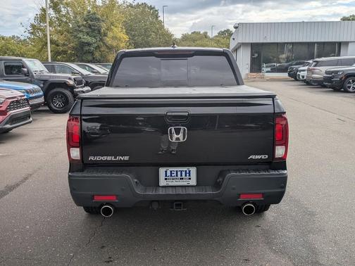 2022 Honda Ridgeline Black Edition
