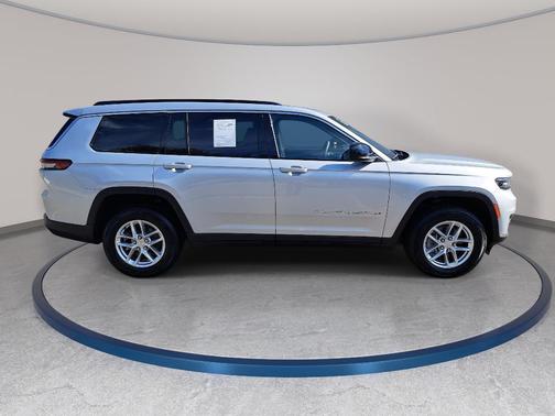 Silver Zynith 2025 Jeep Grand Cherokee L Laredo