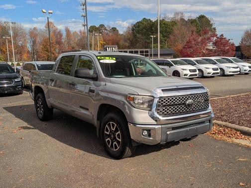 2018 Toyota Tundra SR5