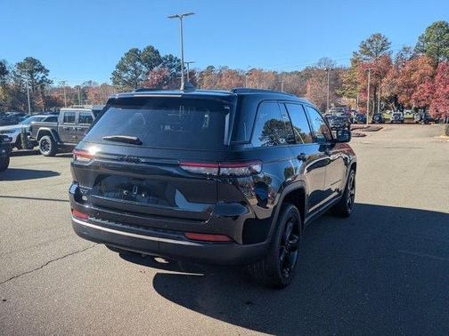 2023 Jeep Grand Cherokee Altitude