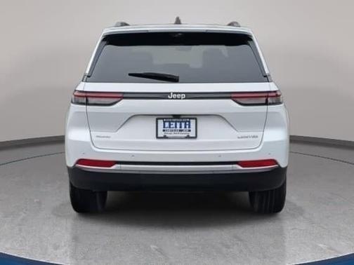 Bright White 2026 Jeep Grand Cherokee Limited 4x4