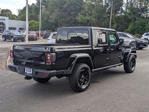 2024 Jeep Gladiator Sport