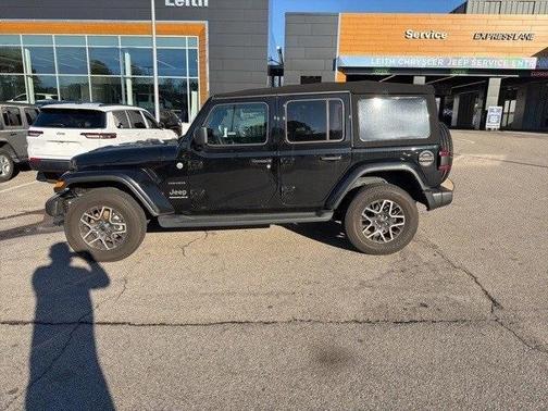 2024 Jeep Wrangler Sahara