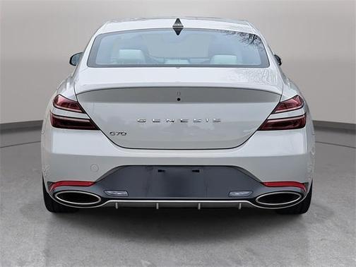 2025 Genesis G70 2.5T