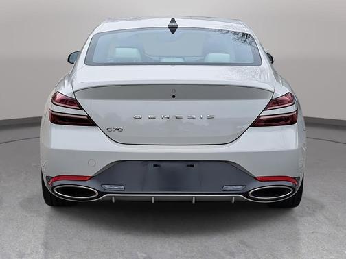 2025 Genesis G70 2.5T