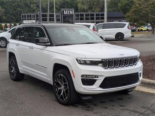 2025 Jeep Grand Cherokee Summit