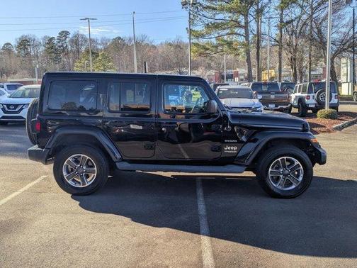2019 Jeep Wrangler Unlimited Sahara
