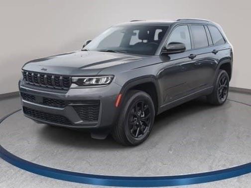 Baltic Gray 2026 Jeep Grand Cherokee Laredo