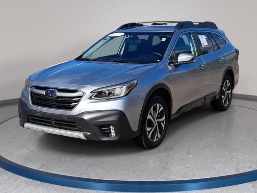 Ice Silver Metallic 2022 Subaru Outback Limited XT