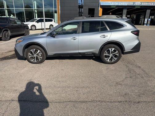 2022 Subaru Outback Limited XT
