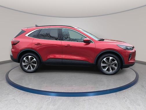 2023 Ford Escape Platinum