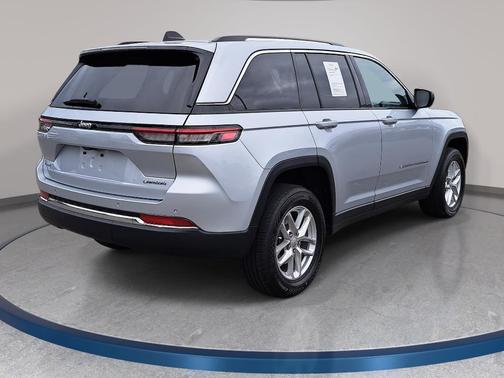 Silver Zynith 2023 Jeep Grand Cherokee Laredo X